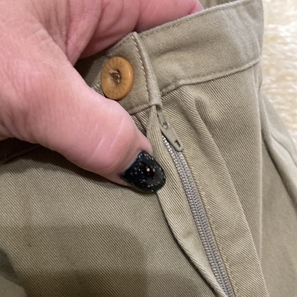Liz sport khaki flat front pants size 8 - Picture 5 of 9